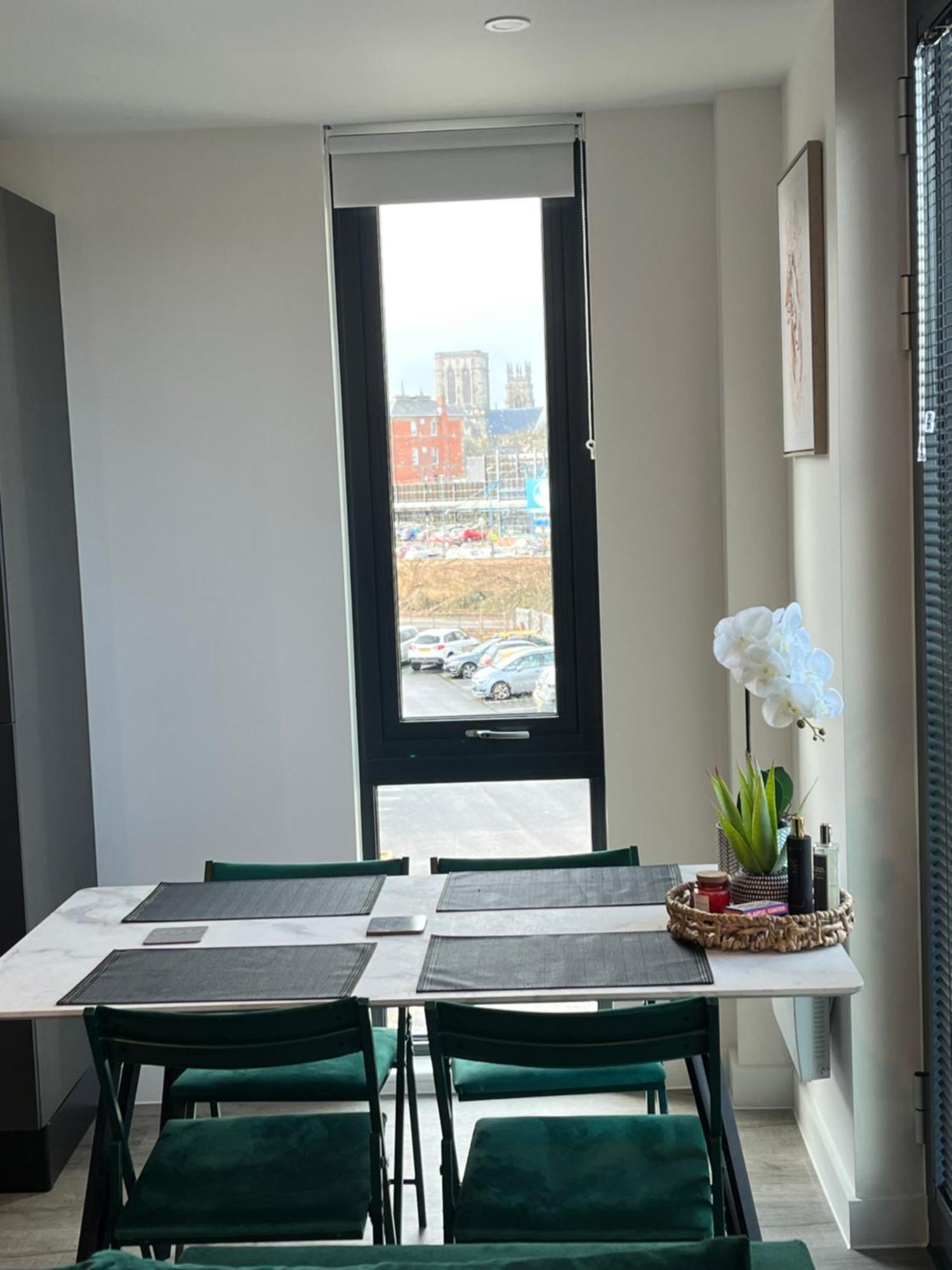 Superb New Build City Centre Flat And Gym York Exterior foto